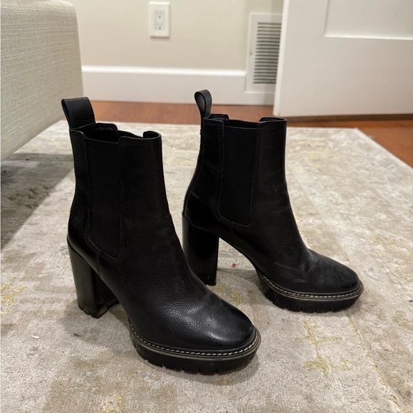 TORY BURCH ANKLE BOOT - Picture 5 of 7